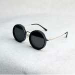 Load image into Gallery viewer, Wizy: Óculos de sol com lentes negras ajustáveis
